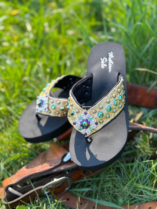 Gold Crock Jet AB crystals size 6
